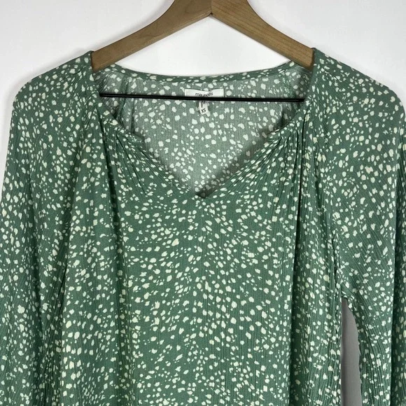 Maurices Shirt Women XS Green White Dot Print V-Neck Smocked Peasant Blouse Boho - Picture 2 of 9